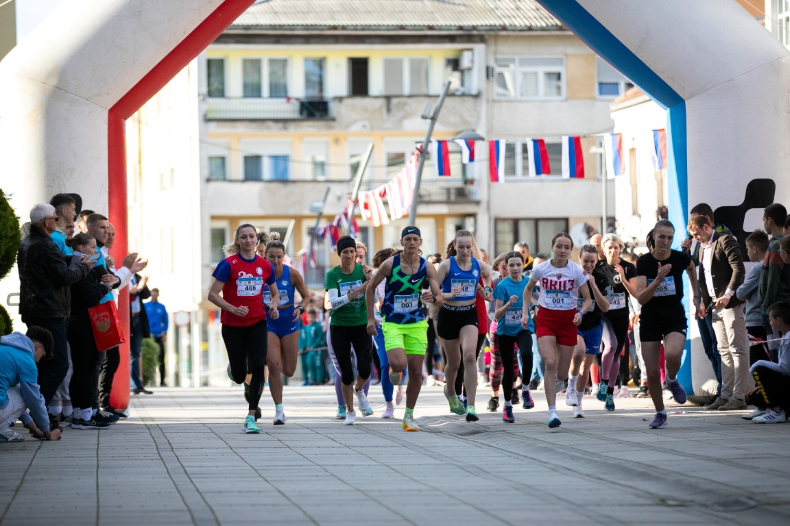 Улична трка кроз Дервенту